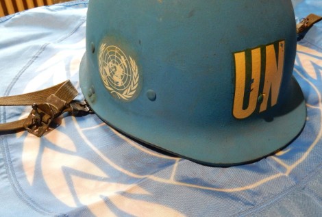      Casque Bleu de l' ONU     modèle de type U.S.