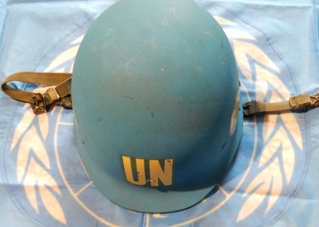      Casque Bleu de l' ONU     modèle de type U.S.